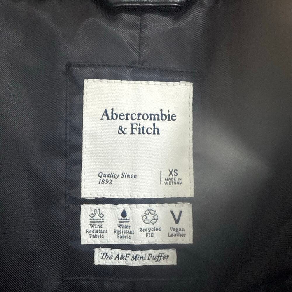 Abercrombie & Fitch Vegan Leather Mini Puffer Jacket Black Chic Size XS - Picture 9 of 10